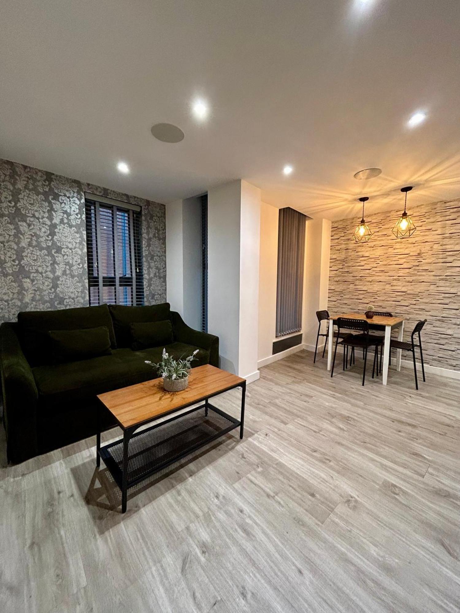 Cosy City Centre Location, Hydro Massage Showe แมนเชสเตอร์ ภายนอก รูปภาพ
